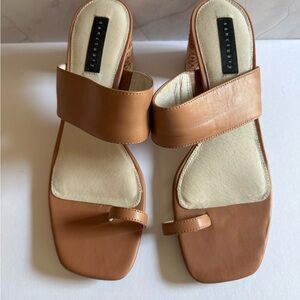 Women's Tan Leather Sandals